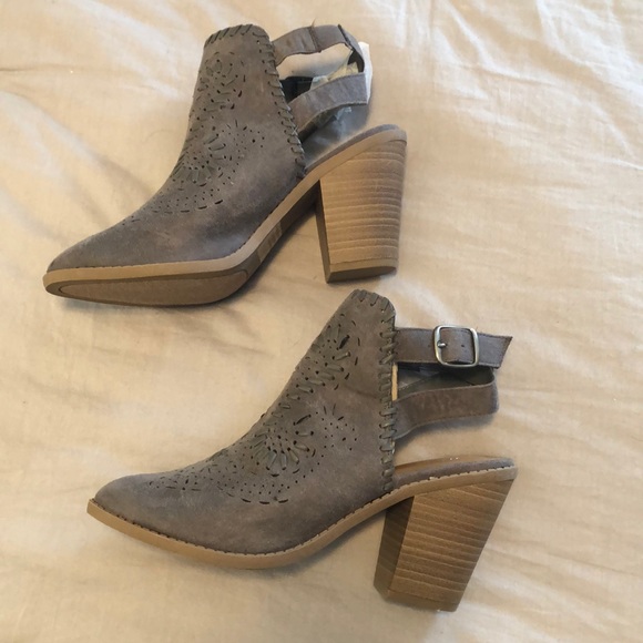 Gray booties - Picture 2 of 5